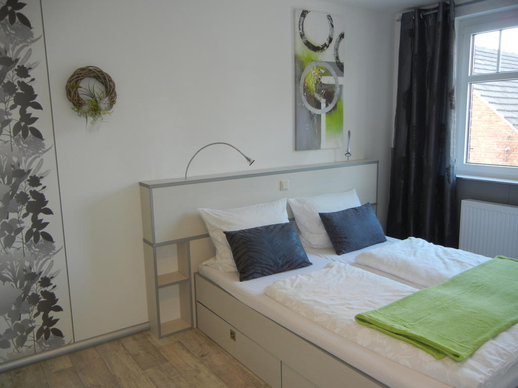 Gutshof Zum Adlernest Hotel Arnsnesta Phòng bức ảnh
